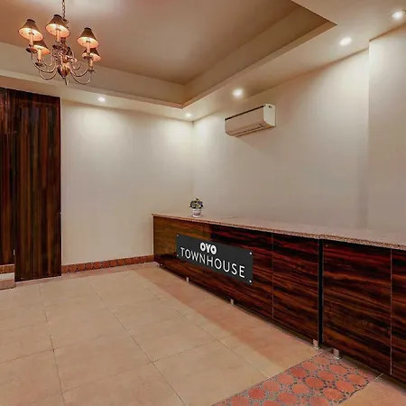 Hotel O Golden King-3