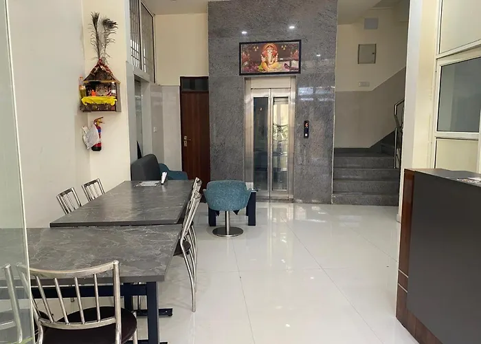 Hotel O Parl Crown New Delhi